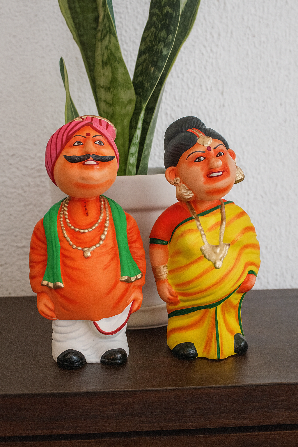 Kondapalli Wooden Craft –Locally crafted –Home décor/ Gifts– Traditional South Indian Couple – Handcrafted Kondapalli Wooden Figurines Naturally colored - Medium