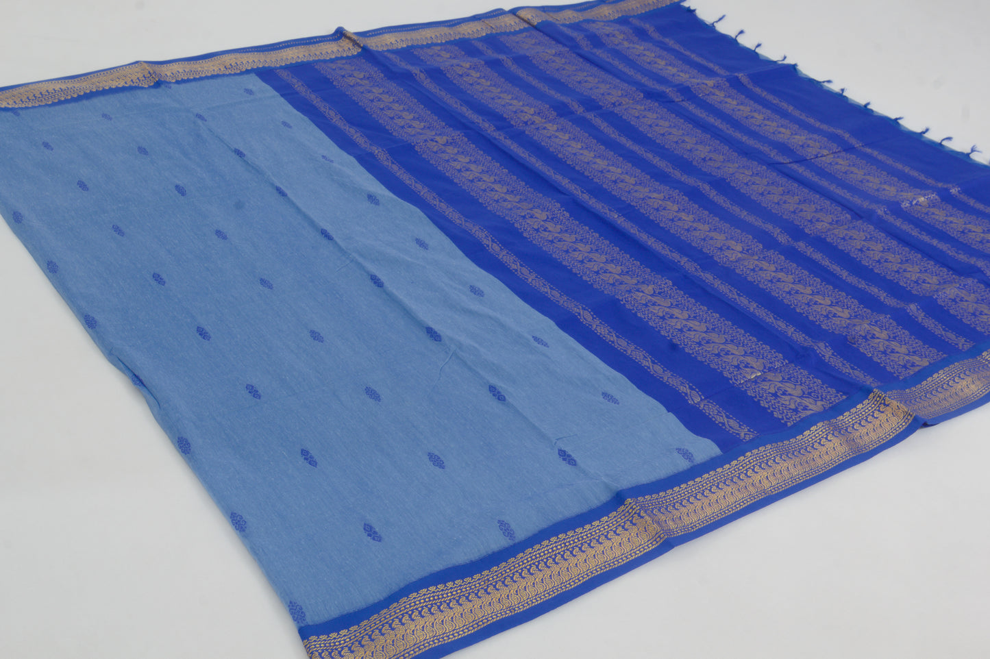 Elampillai Kalyani Cotton Sarees – Glacier body with Cerulean blue border - 100% Cotton Sarees – Perfect for all occasions – P000262
