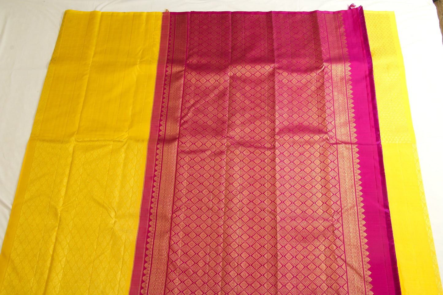 Original – 100% Pure Mulberry Silk  - Dharmavaram Pattu Silk Saree – Hand woven and handmade zari work - P00109