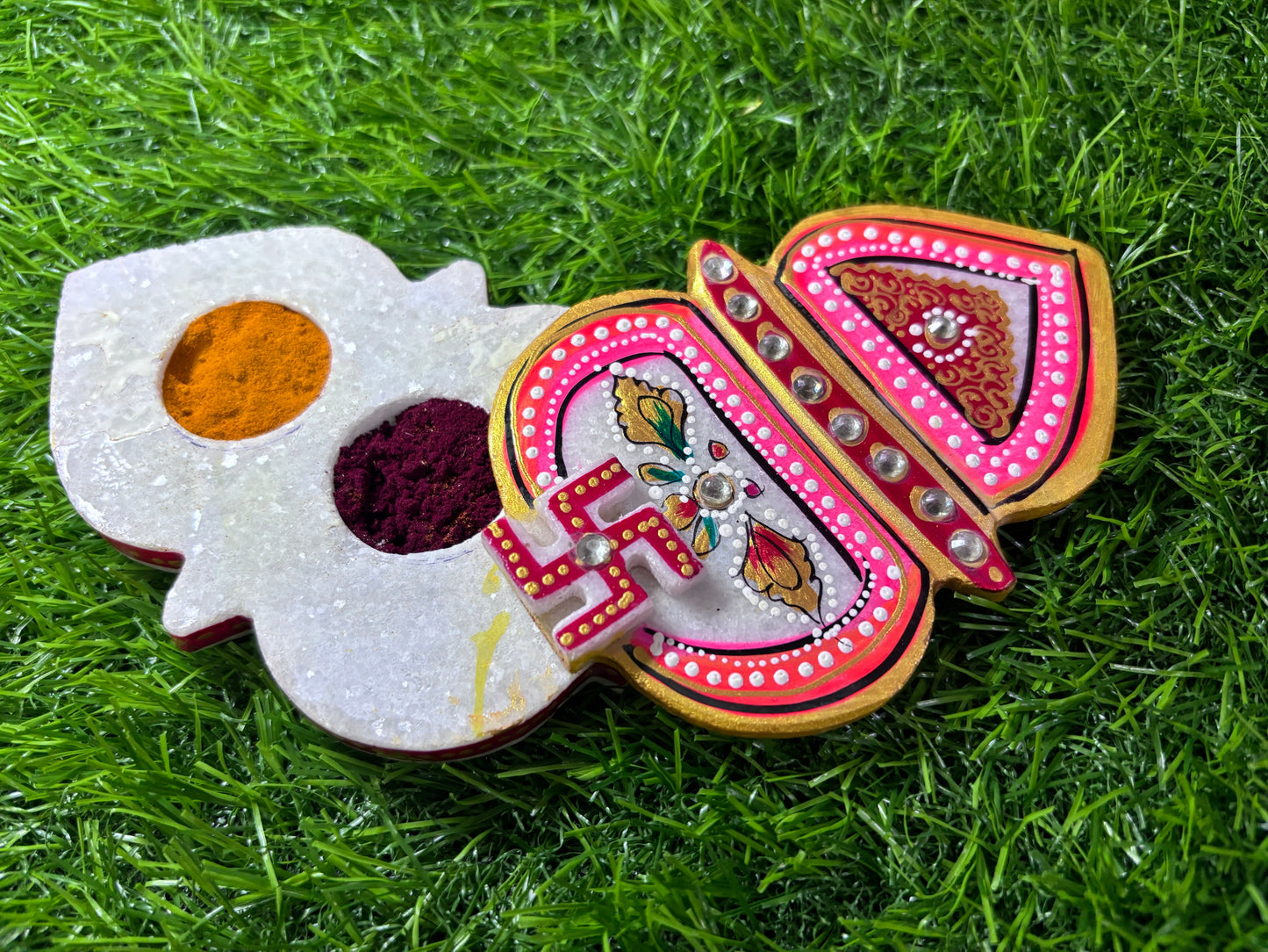 Allagadda - Slider Kum Kum holder - For Pooja Room - 12 CM X 8 CM X 2 CM - P000282
