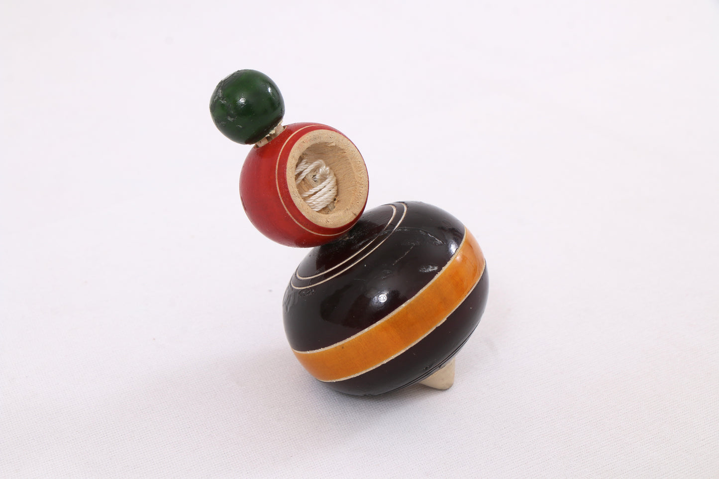Kondapalli Wooden Toys –Locally crafted –Perfect gift for children – Wooden Spinning top (Lattu) - Naturally colored – P000322