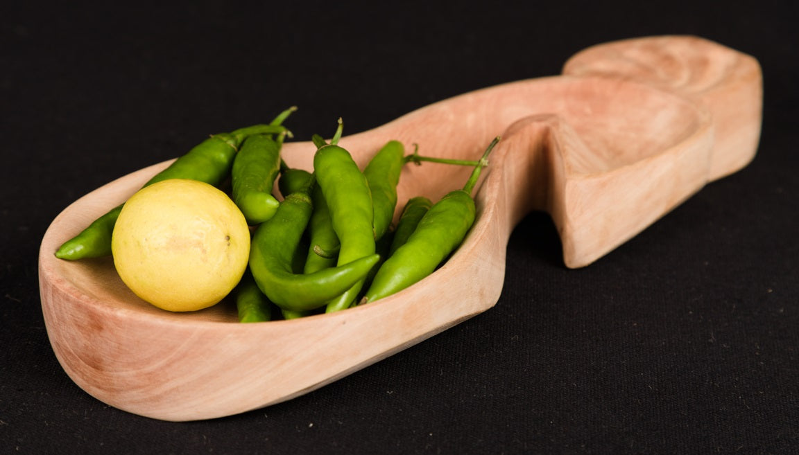 Udayagiri Cutlery - Peacock Tray – Deodar wood – For Home/Restaurants/Café/Pubs – Made with Deodar wood – 11 x 4.5 in. – P00035