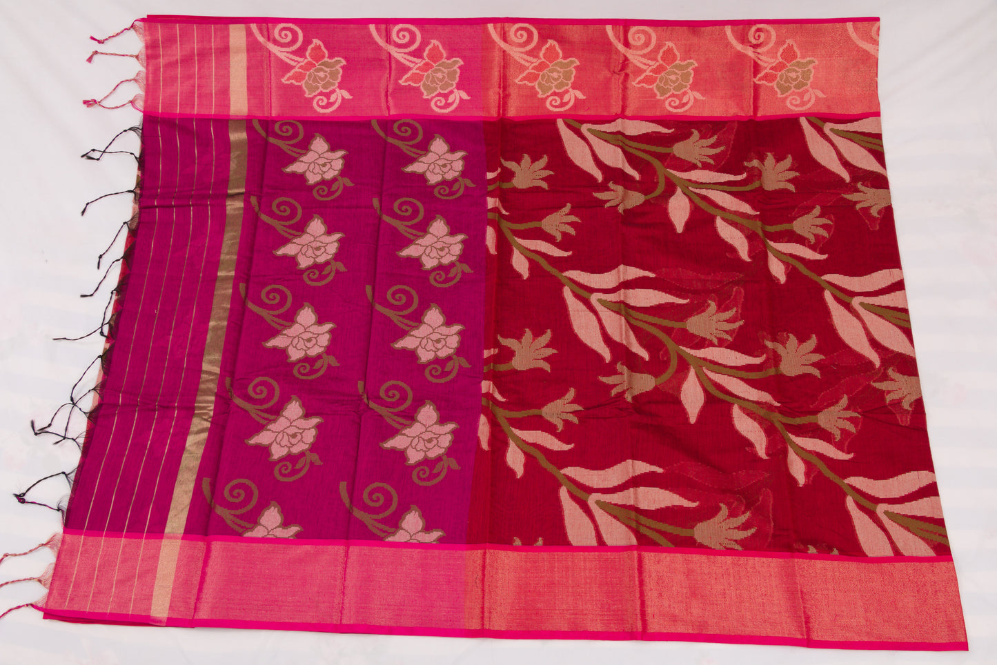 Pochampally saree featuring vibrant Ikat motifs and elegant contrast pallu