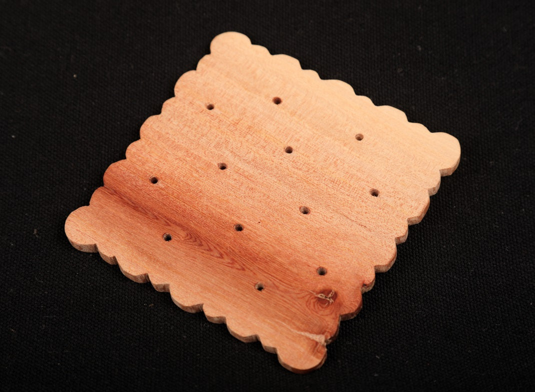 Udayagiri Cutlery – Coaster – Deodar wood – For Home/Restaurants/Pubs/Cafes – Made with Deodar wood - 3.5 X 3.5 Inches P00052 / P00053 / P00054