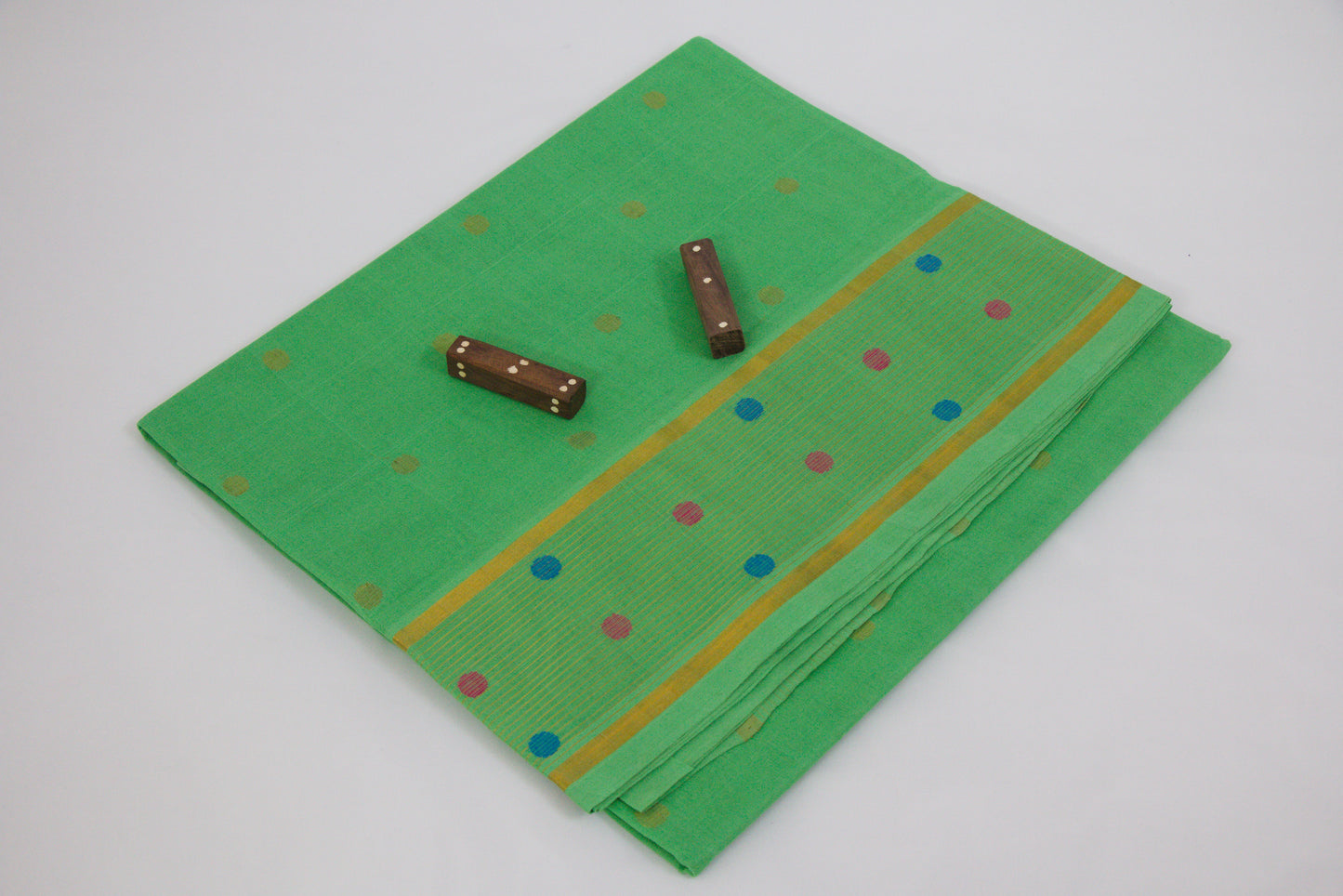 Venkatagiri Ikat Cotton Sarees with Pochampally Ikat border – Fern Green - Bhutta design - 100% Cotton Sarees – Perfect for all occasions – P000246