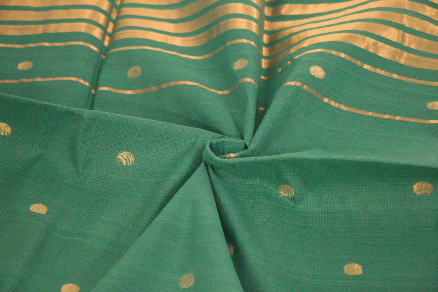 Venkatagiri Ikat Cotton Sarees with Pochampally Ikat border – Plantation color - Bhutta design - 100% Cotton Sarees – Perfect for all occasions – P000249