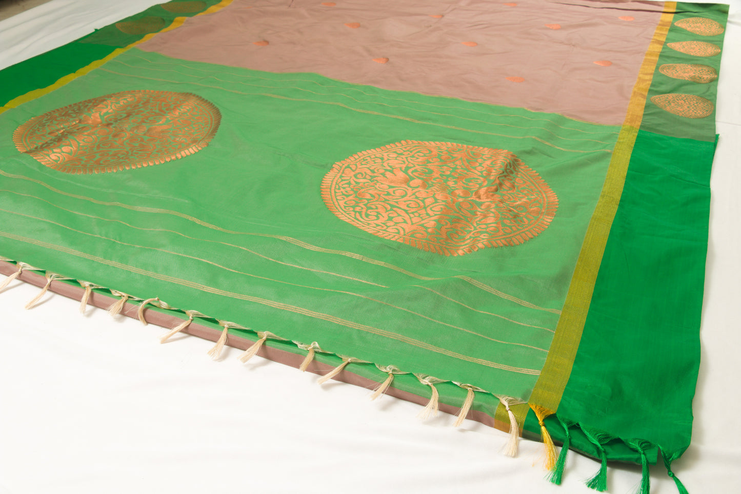 Kanchipuram Pattu Silk Saree – Semi Silk – Pinkish tan body / Medium forest green border with copper zari work - P00123