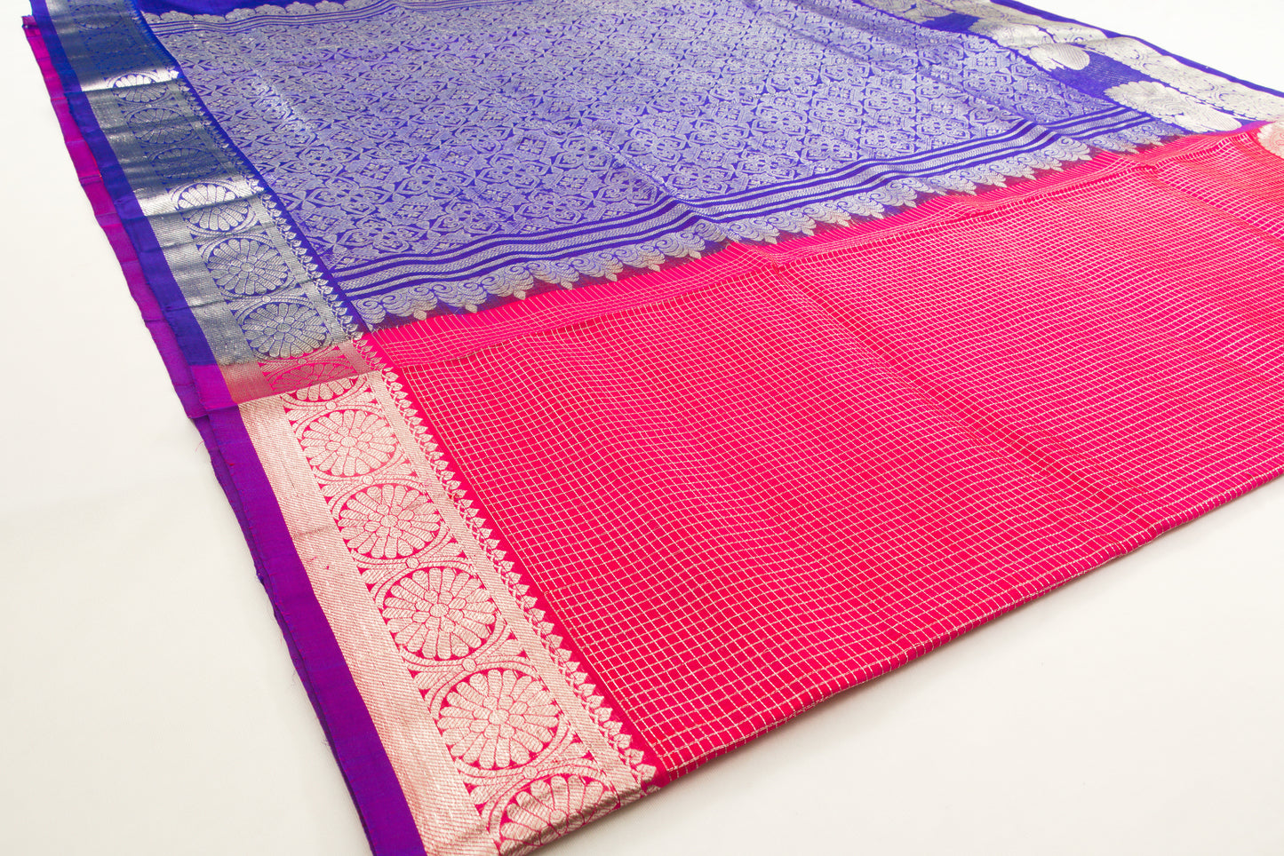 Original – 100% Pure Silk  - Venkatagiri Pattu Saree – Hand woven and handmade zari work – Silkmark certified - P00010