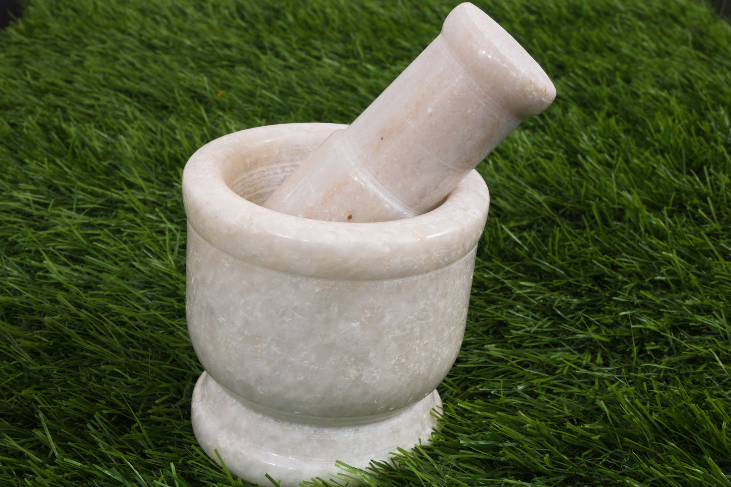 Allagadda Mortar and pestle - 12.5 CM X 7.5 CM X 7.5 CM– P000281