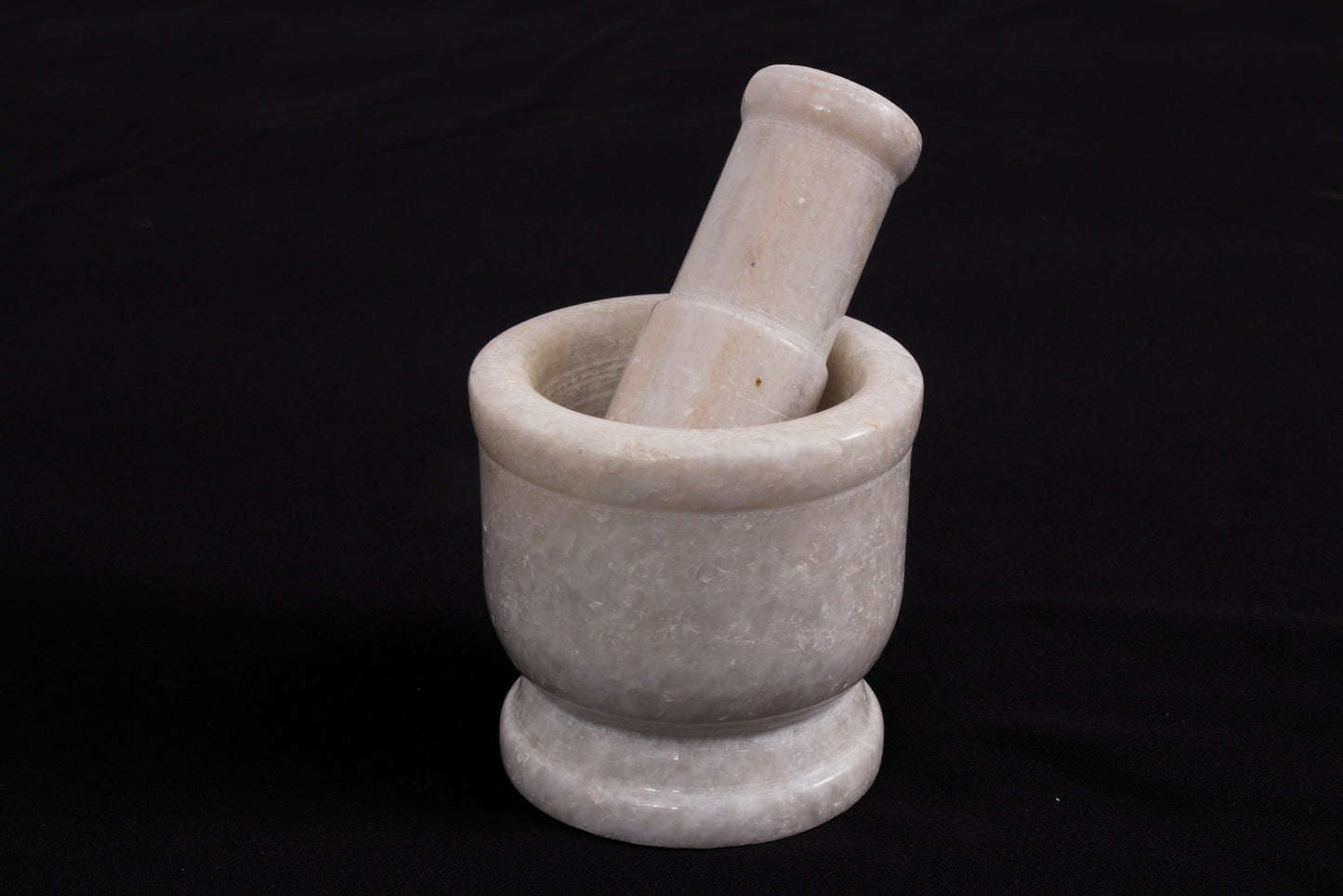 Allagadda Mortar and pestle - 12.5 CM X 7.5 CM X 7.5 CM– P000281