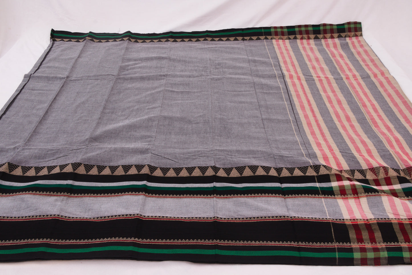 Narayanpet Cotton sarees – Regent Grey - 100% Cotton Sarees – Perfect for all occasions – P000356