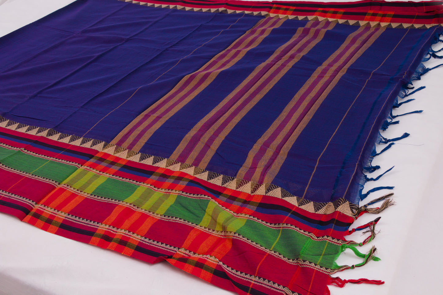 Narayanpet Cotton sarees – Dark Indigo - 100% Cotton Sarees – Perfect for all occasions – P000357