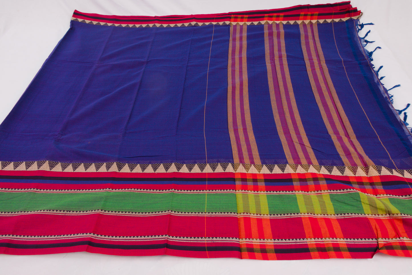 Narayanpet Cotton sarees – Dark Indigo - 100% Cotton Sarees – Perfect for all occasions – P000357