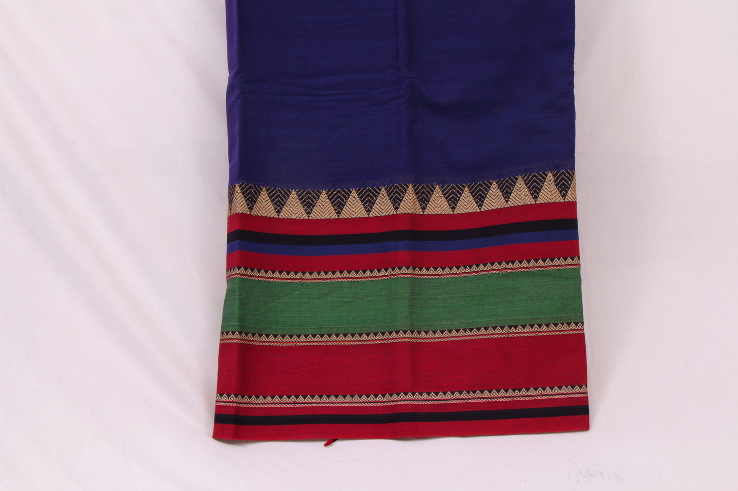 Narayanpet Cotton sarees – Dark Indigo - 100% Cotton Sarees – Perfect for all occasions – P000357