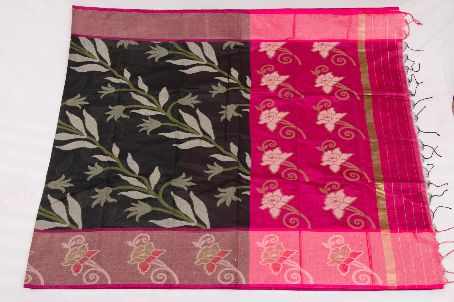 Artisan-crafted Pochampally saree in vibrant pink and deep green combination 