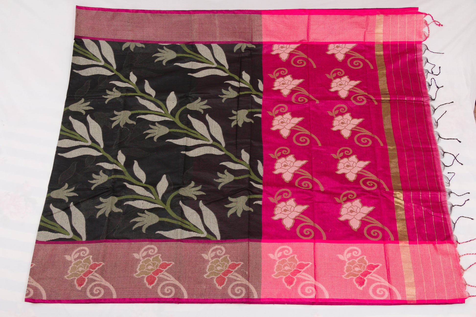 Artisan-crafted Pochampally saree in vibrant pink and deep green combination 