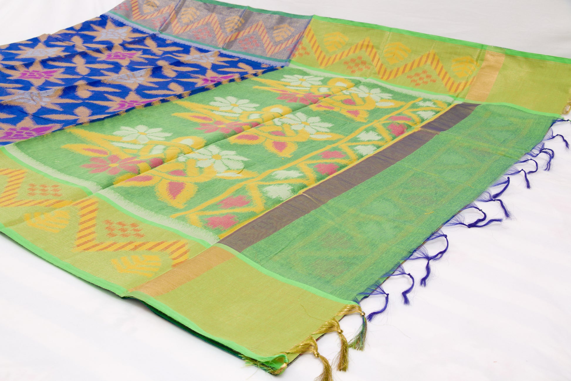 Handcrafted Indian saree showcasing authentic Pochampally weaving artistry