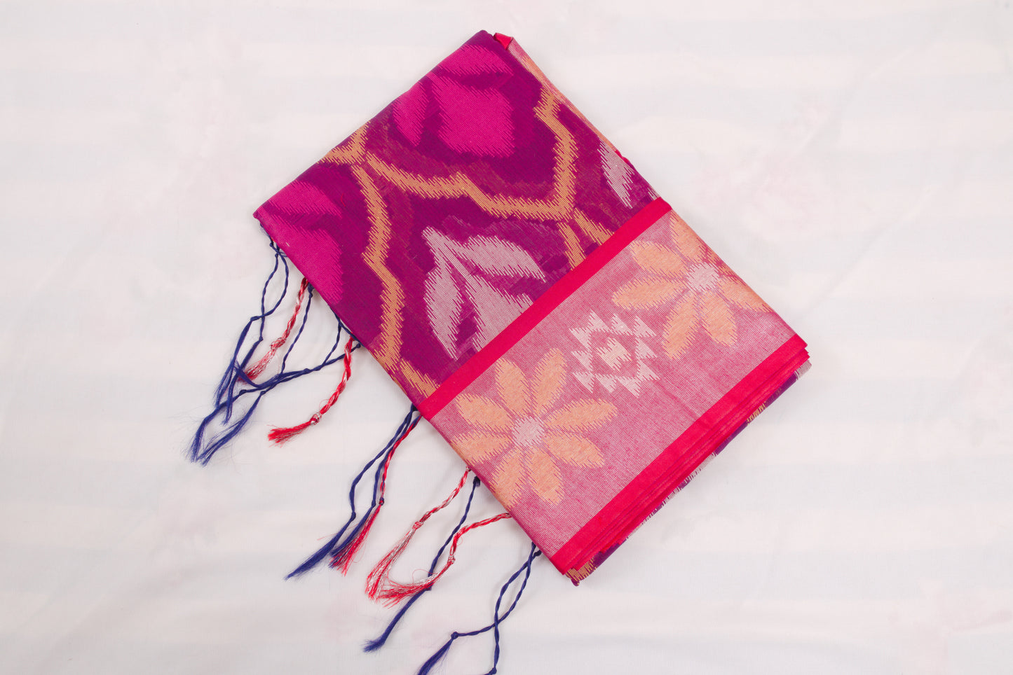 Pochampally saree featuring vibrant Ikat motifs and elegant contrast pallu 