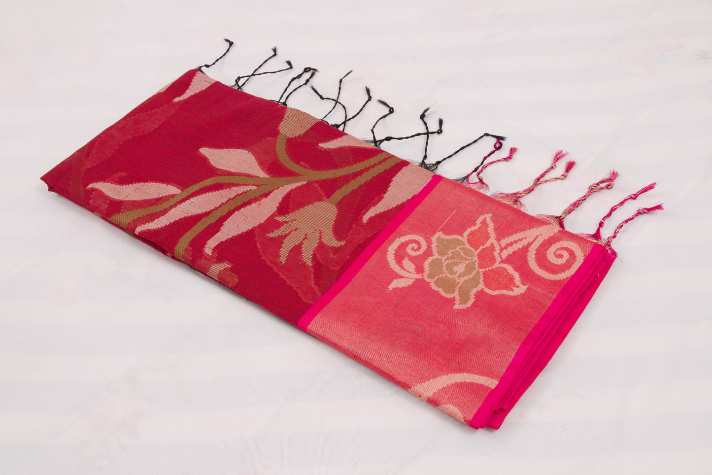 Festive Pochampally saree with geometric motifs, floral pallu, and woven elegance 