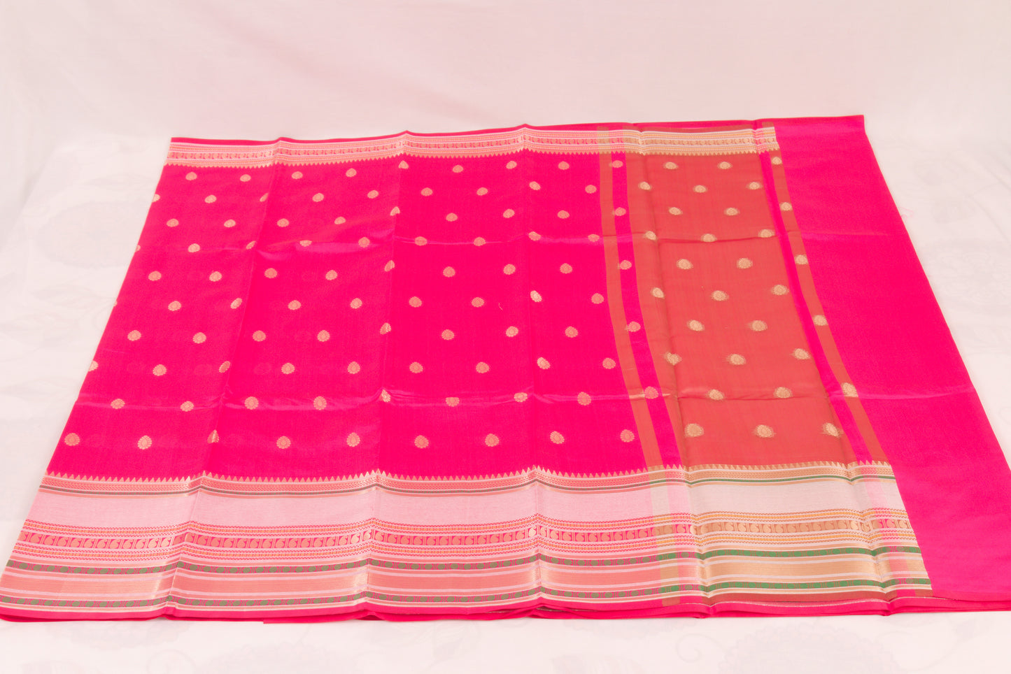 Banarasi Semi Katan Soft Sarees – Crimson – Katan Silk Sarees – Zari work -Bhutta Design - Perfect for all occasions – P000402