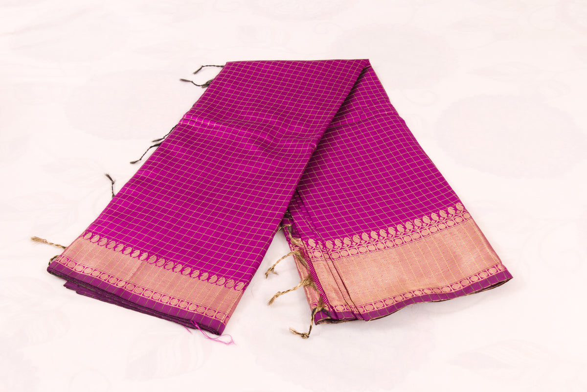 Banarasi Semi Katan Soft Sarees – Red Violet – Katan Silk Sarees – Gold zari weaving all over New Check pettern designs - P000410