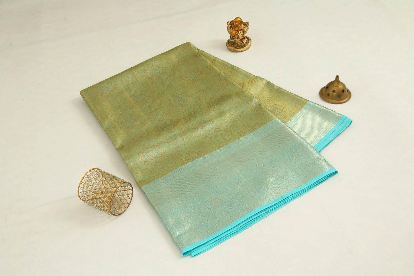 Original – 100% Pure Mulberry Silk  - Dharmavaram Pattu Silk Saree – Hand woven and handmade zari work – P00108