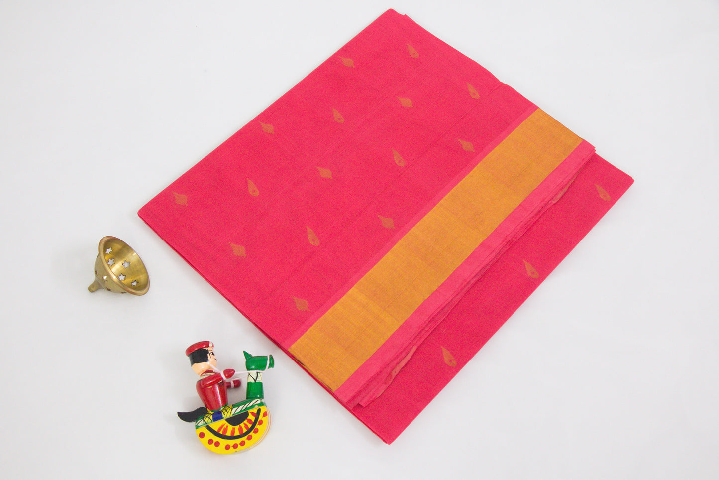 Venkatagiri Ikat Cotton Sarees with Pochampally Ikat border – Dark Pink - Bhutta design - 100% Cotton Sarees – Perfect for all occasions – P000247