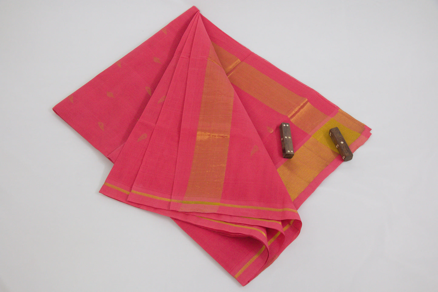 Venkatagiri Ikat Cotton Sarees with Pochampally Ikat border – Dark Pink - Bhutta design - 100% Cotton Sarees – Perfect for all occasions – P000247